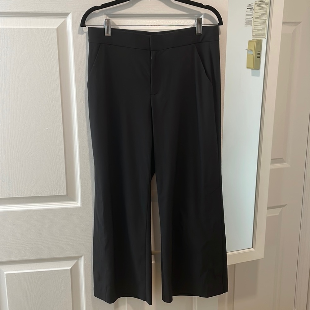 Athleta wide leg crop pant